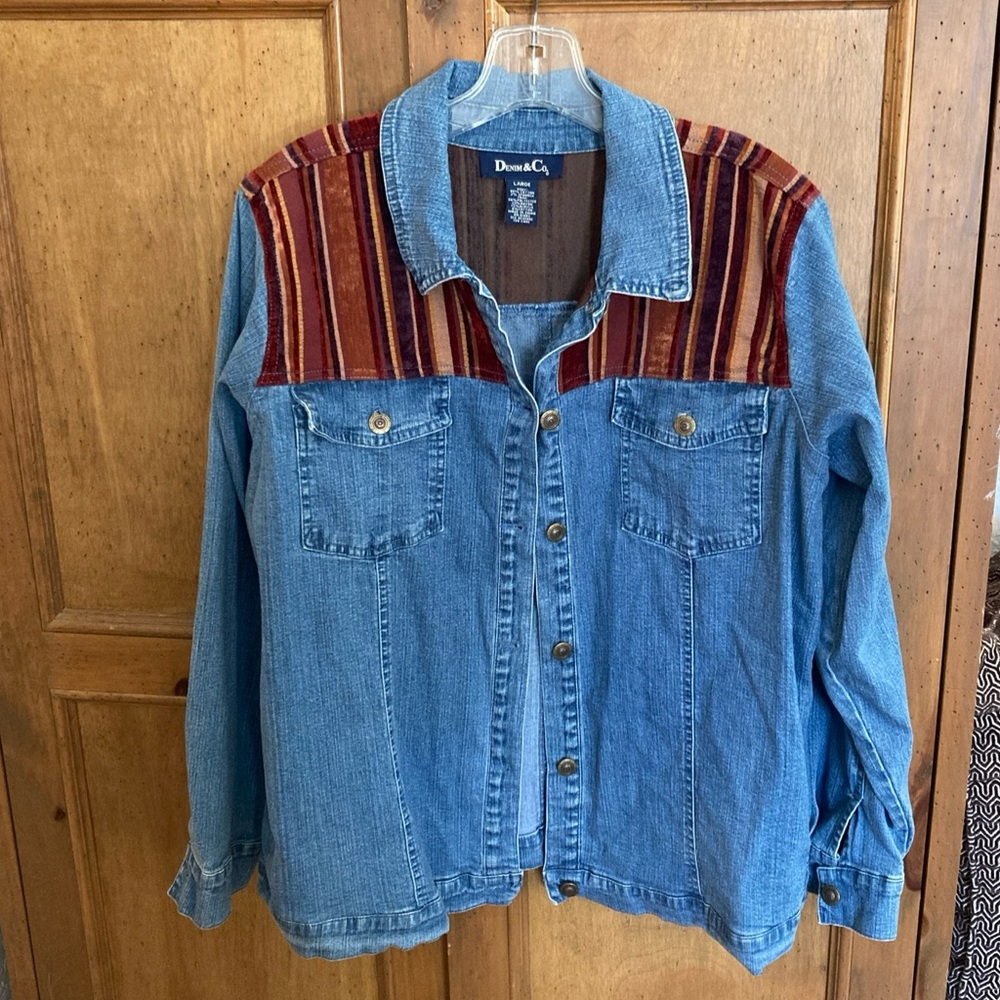 Denim & Co. Vintage Lightweight Denim Jean Jacket Velvet Stripes Accent Large